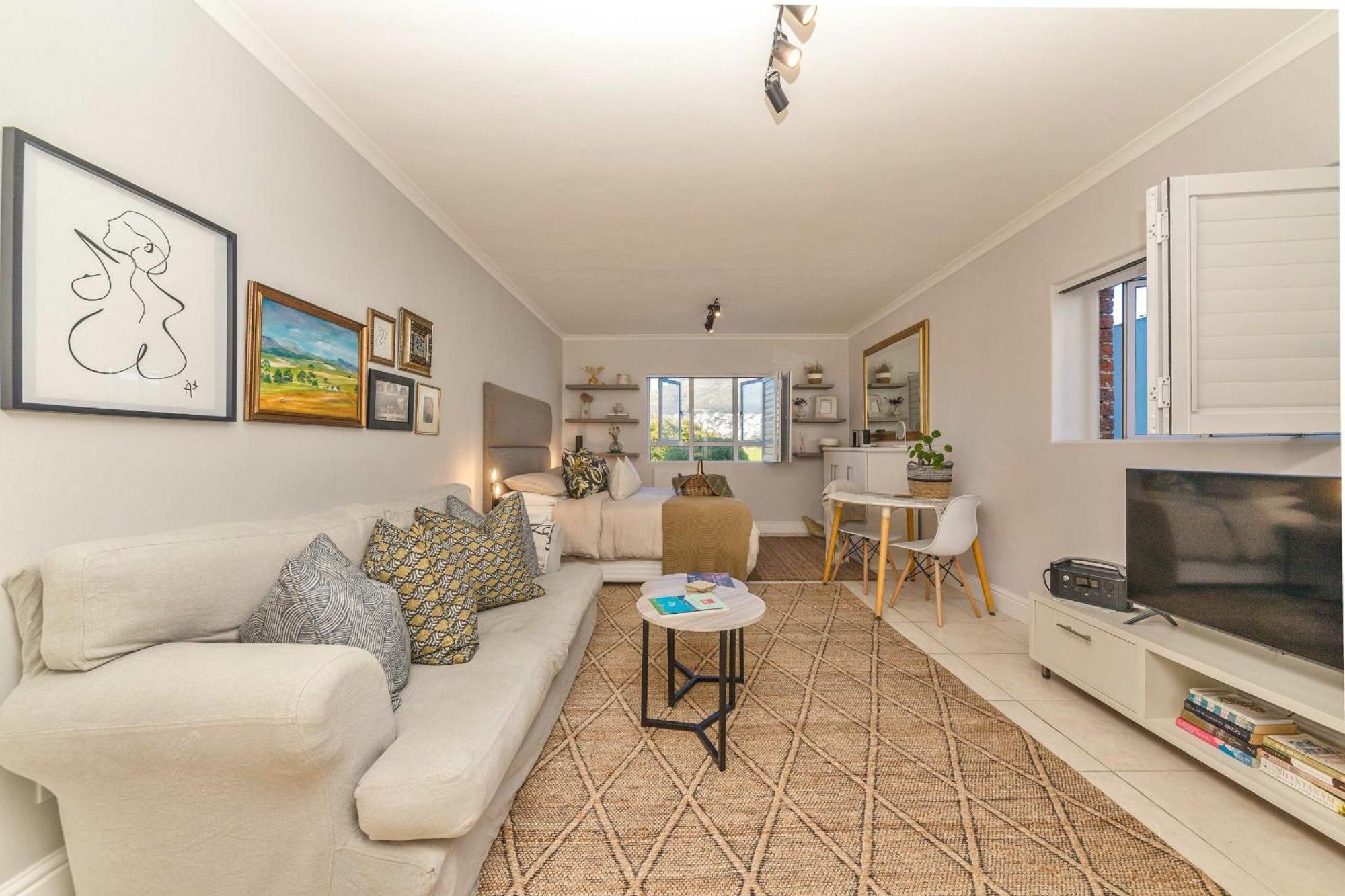 Mouille Point Including Welcome Basket Apartment *