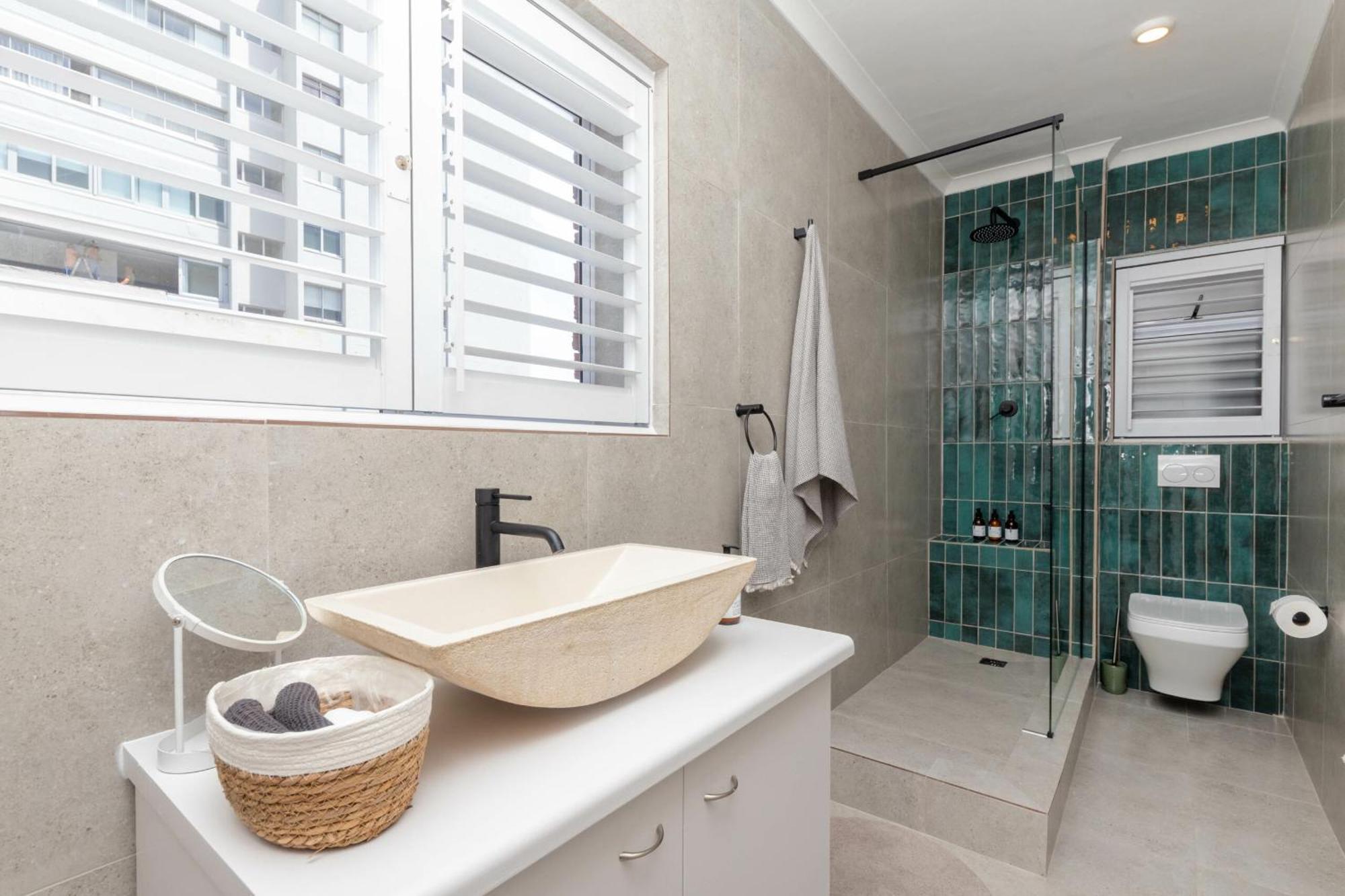 Mouille Point Including Welcome Basket Apartment *